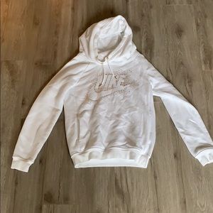 women’s white nike hoodie